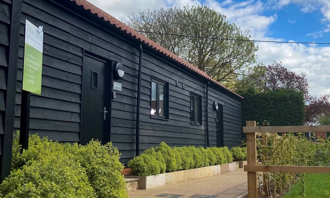 Little Stukeley Cabaña | Rural-De Lujo-Baño privado-Vista al patio-New one bedroom