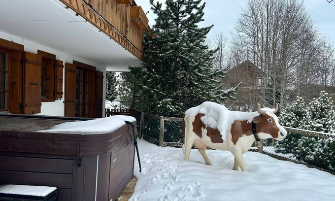 Saanen Apartamento | Piso de lujo con jacuzzi y sauna