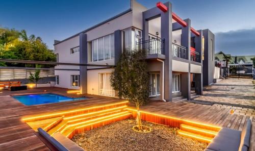 Eikenbosch Casa | Luxurious Penthouse Getaway !