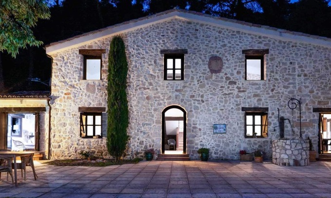 La Llacuna Casa | Masía Ventanell Casa LLedoners