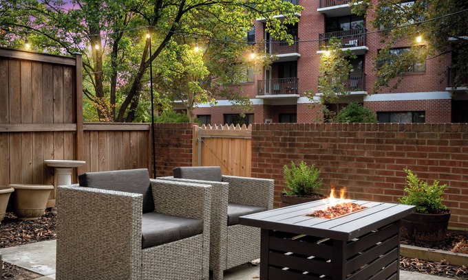 Ballston Casa | Luxurious Townhome ★ Heart of Arlington ★ Family-Friendly