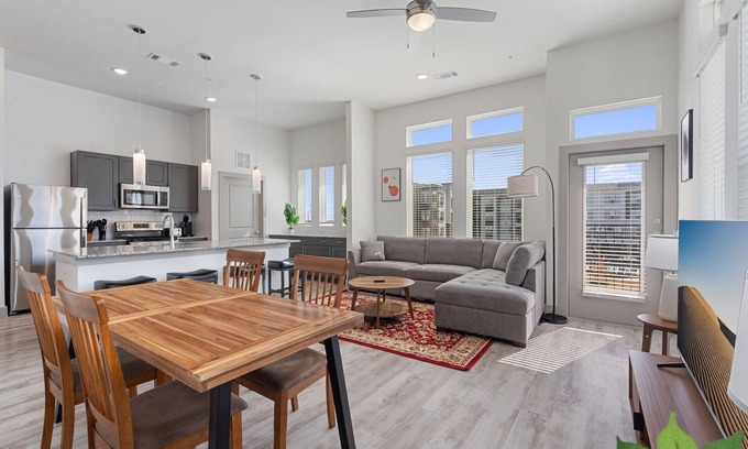 Stony Ridge North Apartamento | Luxury 2BD/2BA Next to Airport 9193