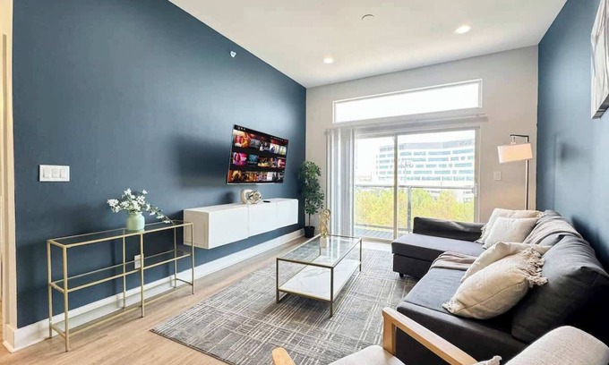 Deep Ellum Apartamento | Luxury 2BD | Deep Ellum | Free Parking | Pool+Gym