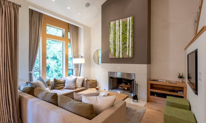 Blackcomb Casa | Forest Creek # 2: hermosa y lujosa casa de pueblo, estacionamiento incluido, transporte gratuito