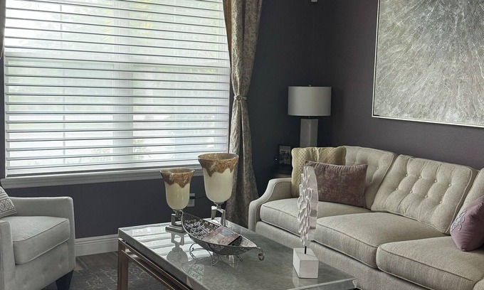 Florida Central Atlantic Coast Casa | Luxury 6-Bedroom with Pool and hot tube. 5' From Disney