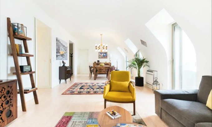 Misericordia Apartamento | Luxury Apartment by MyPlaceForYou, very quiet, close to Time Out Market Lisbon