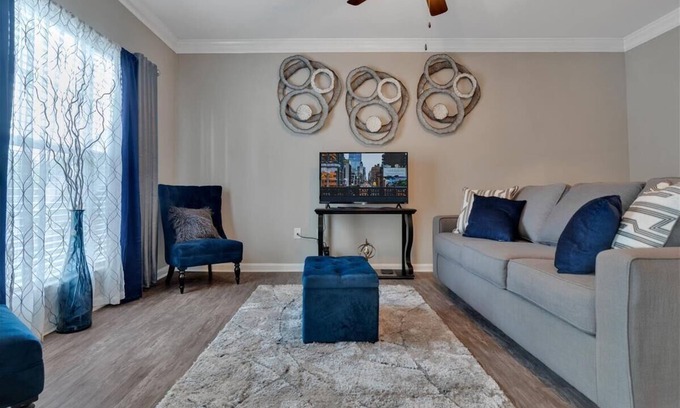 Church Street Apartamento | Luxury Apartment Home minutes away from Airport