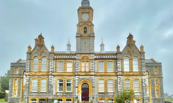 Plymouth Apartamento | Luxury Apartment in Grade II listed building