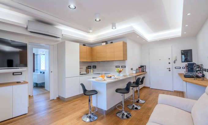 Olbia Apartamento | Apartamento De Lujo En Olbia - Terraza Y Cine