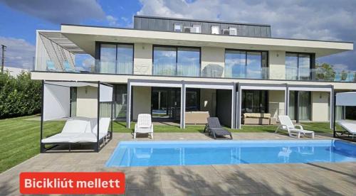 Balatonalmadi Apartamento | Luxury Apartments in Balatonalmádi I Almádi Lux Apartman IV - Velvet Oak
