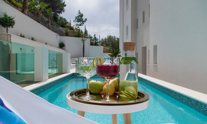 Moca Apartamento | Luxury Apt In Villa Citrin Shared Pool Sea View