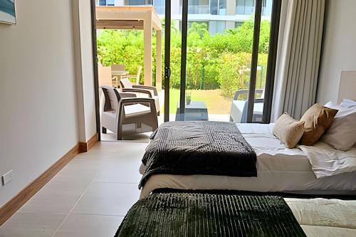 Zona Norte Apartamento | “Lujoso Apto con Piscina, Terraza Privada y Salida a la Playa”