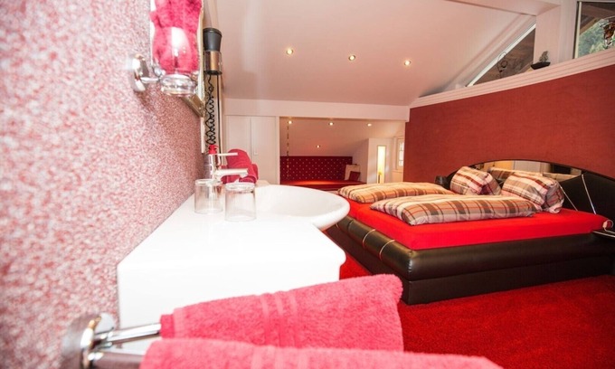 Schonbach Apartamento | Luxury at 1,222 meters above sea level - secluded location on a south-facing slope - Wildkogel Arena