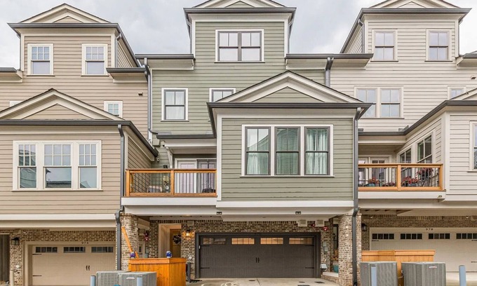 Reynoldstown Casa | Luxury Atlanta Townhouse