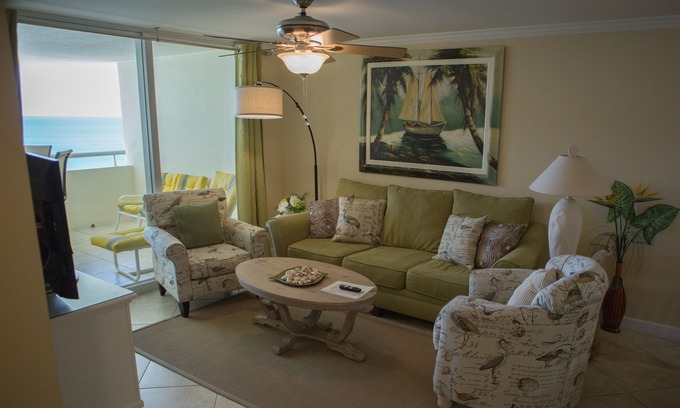 Ono Island Condominio | Luxury Beachfront 2 Bedroom/2 bath penthouse paradise!