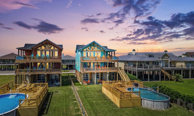 Crystal Beach Casa | Luxury Beachfront Escape | 2 Homes, Pools & Hot Tubs