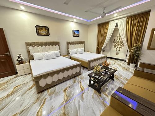 E-11 Sector Casa | Luxury Blue Inn Guest House