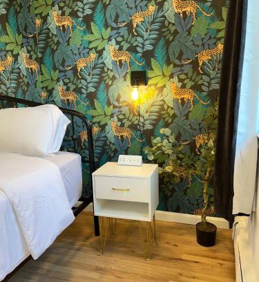 Jersey City Apartamento | Luxury Boutique Home - 5 Beds 2 Baths 25 minutes to NYC