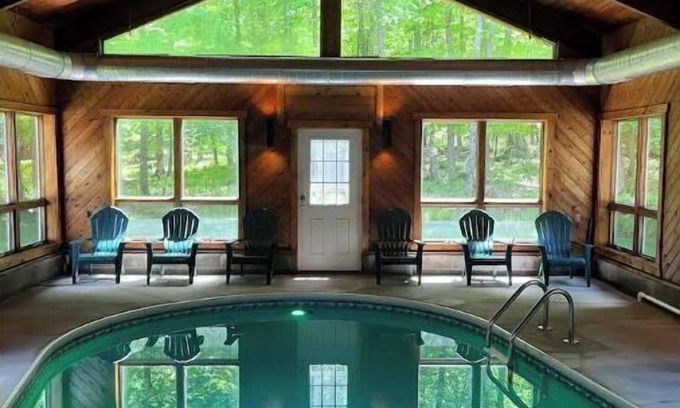 Old Forge Casa | Luxury Cabin with Indoor Heated SaltWater Pool!