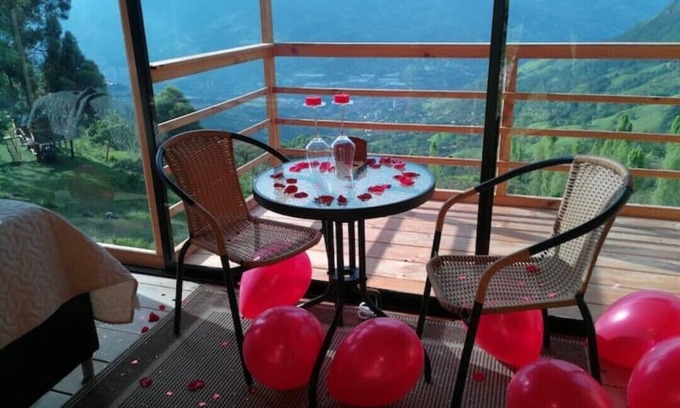 Bello Casa | Luxury Cabins: Romantic Plans, PRIVAD Anniversary