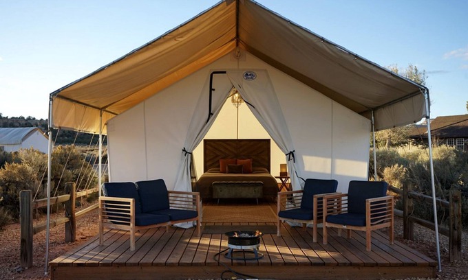 Kanab Alquiler De RV | Luxury Camping Alongside the Grand Staircase-Escalante National Monument in Utah