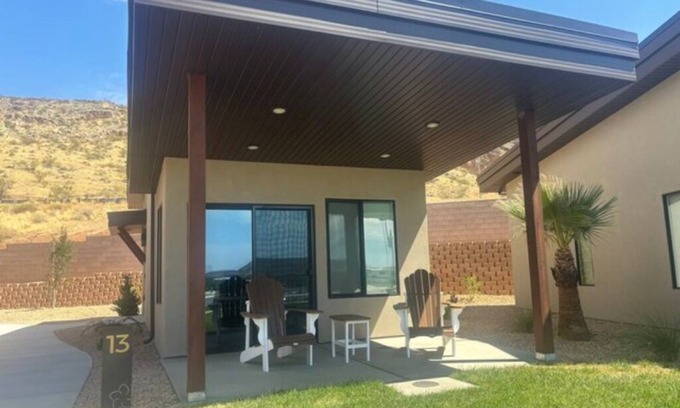 La Verkin Casa | Luxury Casita, near Zion National Park