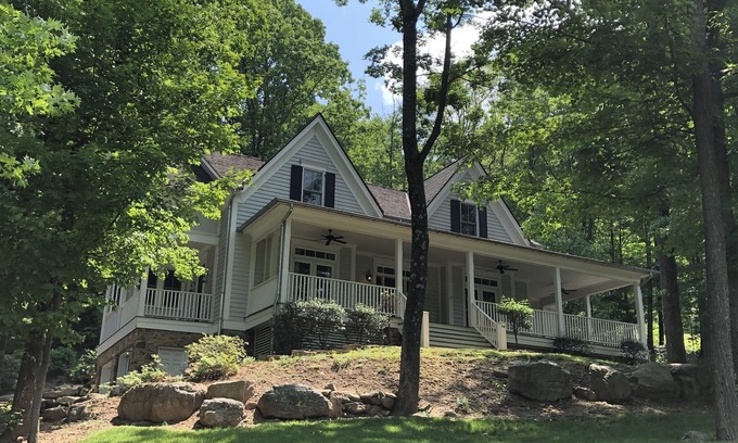 Hot Springs Casa | Retiro de aguas termales.