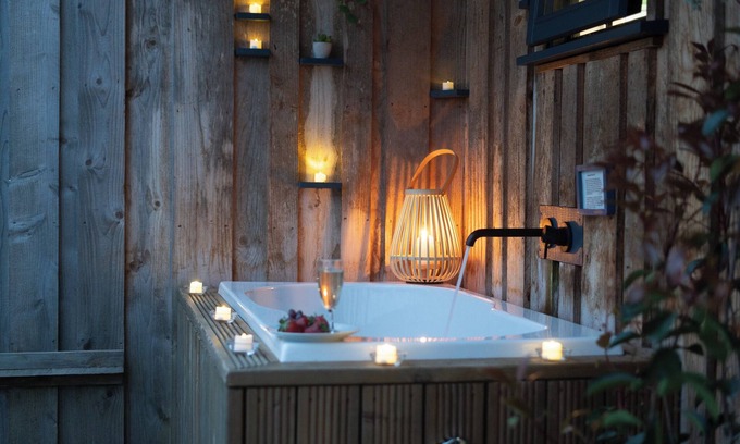 Mitcheldean Cabina | Luxury, Dog Friendly Spa Cabin