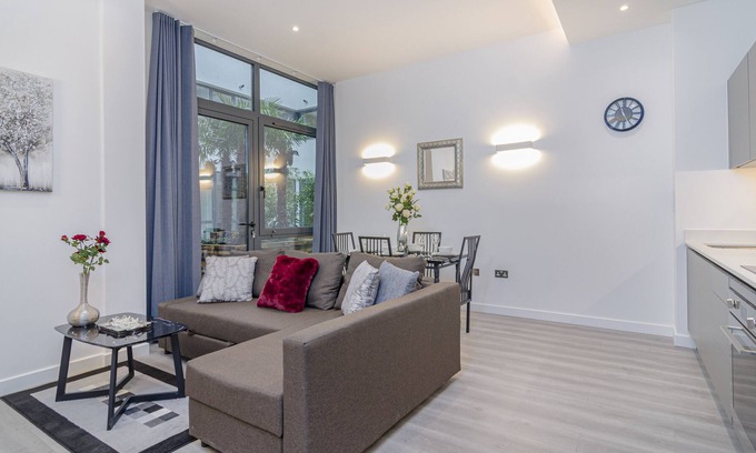 Great Linford Apartamento | Apartamento-De Lujo-Baño Privado-Vista al patio-The Atrium