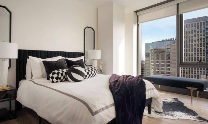 Downtown Oakland Apartamento | Luxury Highrise Condo Near SF. Coworking, Gym, Spa, Pool