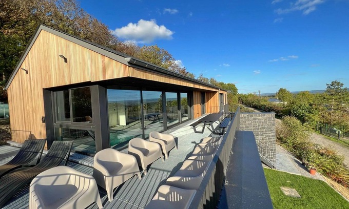 Septon Casa | Casa de Lujo en Durbuy con Vista y Piscina