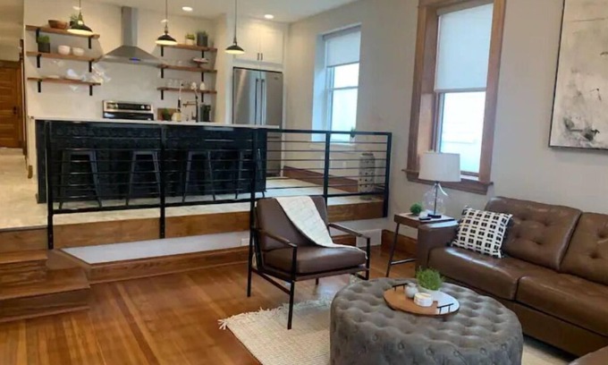 Le Mars Apartamento | Luxury Living in Downtown Le Mars