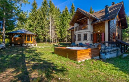 Mrkopalj Casa | Luxury Love Chalet