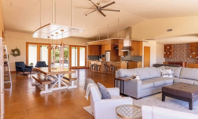 Valley Center Casa | Luxury Mountain Estate Sleeps 11