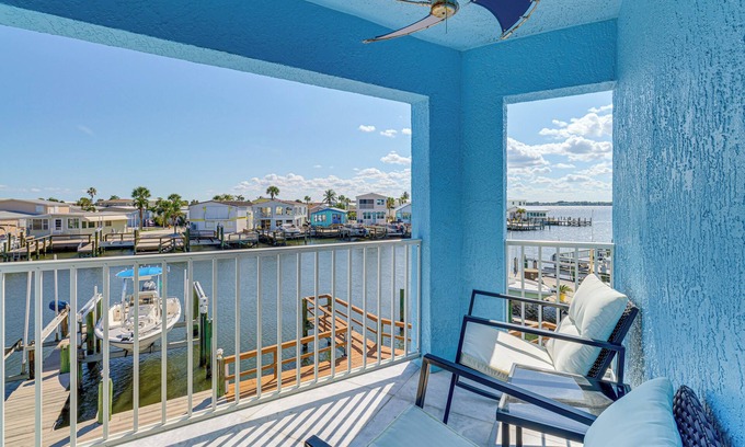 Nettles Island Casa | Luxury Nettles Island Home w/ Large Deck!