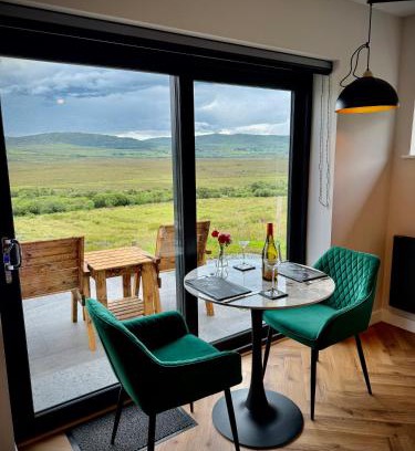 Glengrasco Casa | Luxury One Bedroom Cabin - Heatherbank Cabin
