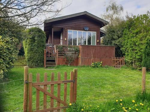 Rudyard Chalet De Esquí | Luxury Peak District lodge, hot tub, log burner, nr lake