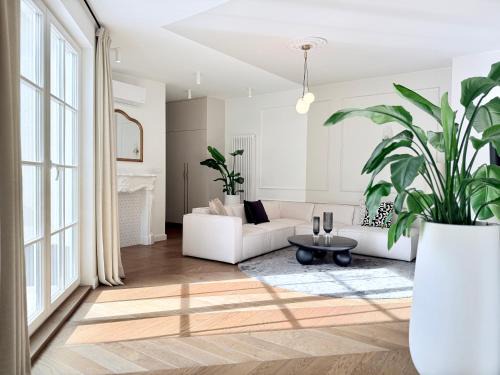 Srodmiescie Południowe Apartamento | Luxury Penthouse in Center with Terrace & Direct Lift - The Piękna Residences