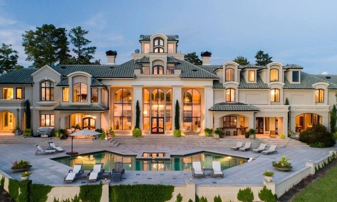Alexander City Villa | Luxury Retreat at Lake Martin - Lakeside Grande Villa