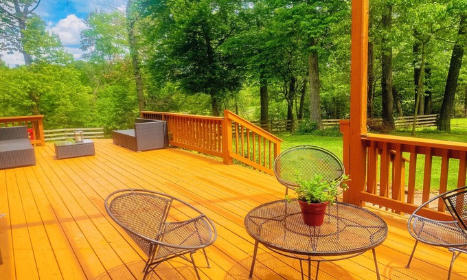 Benton County Otro | Bienvenidos a Scarlett Manor Tailored