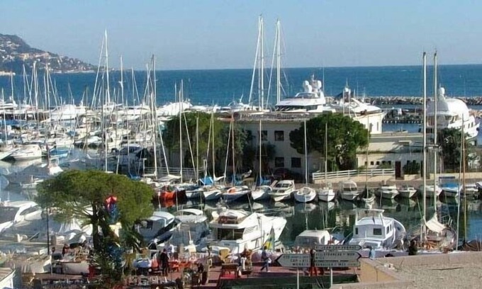 Beaulieu-sur-Mer Apartamento | Apartamento de lujo junto al mar en el moderno complejo de Beaulieu-sur-Mer