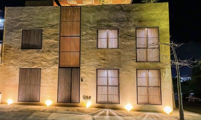Santa Lucía del Camino Casa | Villa con rooftop y alberca privada. 8 personas, 4 suites cada uno con baño