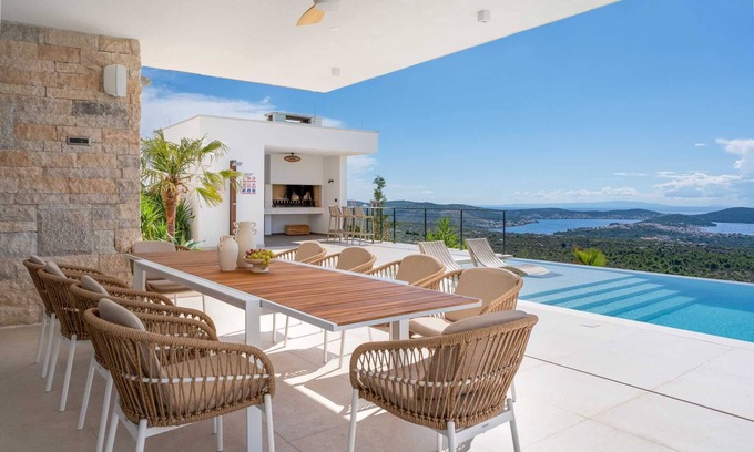 Oglavci Villa | Luxury Villa Eloria with Pool