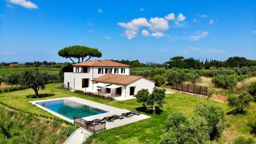 Cecina Casa | Luxury Villa San Giuseppe AGRITURISMO