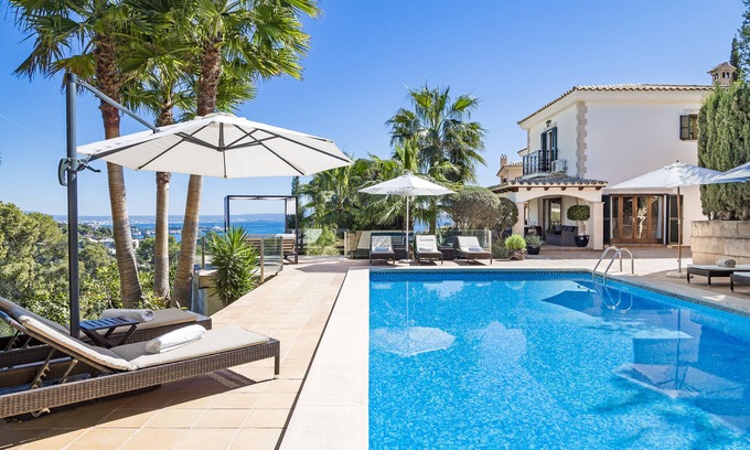 Portals Nous Villa | Villa de lujo con fantásticas vistas al mar para las más altas exigencias cerca de Palma