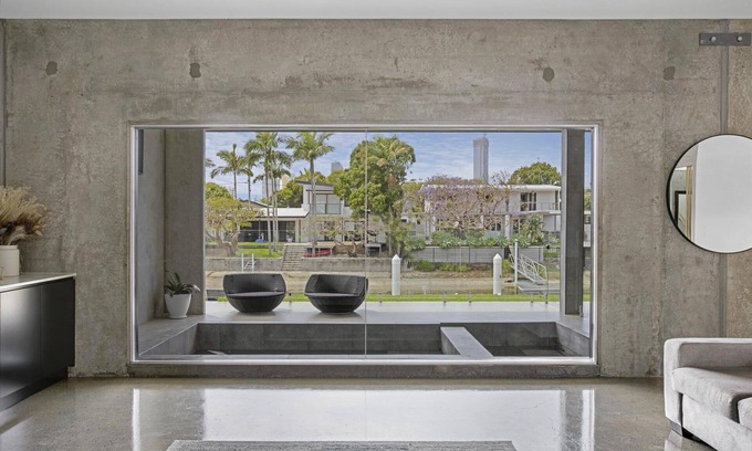 Broadbeach Waters Casa | Luxury Villas Urban Hideaway - Stay 5 Pay 4 winter special