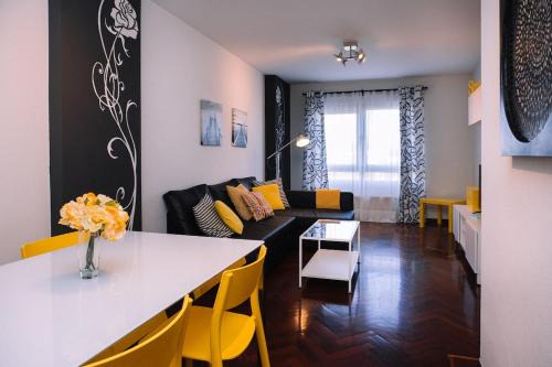 O Perpetuo Socorro Apartamento | Luz y descanso con parking by CABANA Rentals