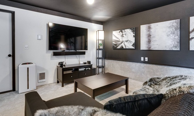 Picnic Point-North Lynnwood Casa | Lynwood Vacation Rental w/ Outdoor Living Galore!