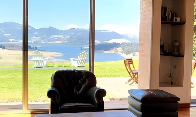 Choconta Casa | Mágica Casa Finca represa del Sisga wi-fi, tv, BBQ