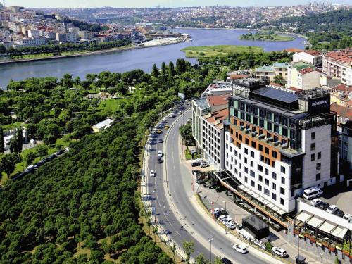 Sakarya Province Hotel | Mövenpick Istanbul Hotel Golden Horn